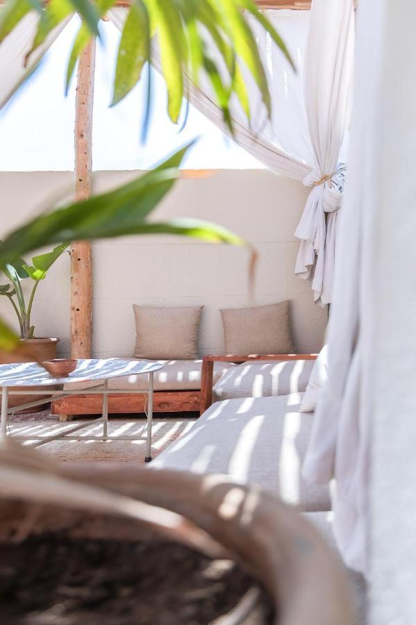 Desart Hostel Tamraght Kültér fotó